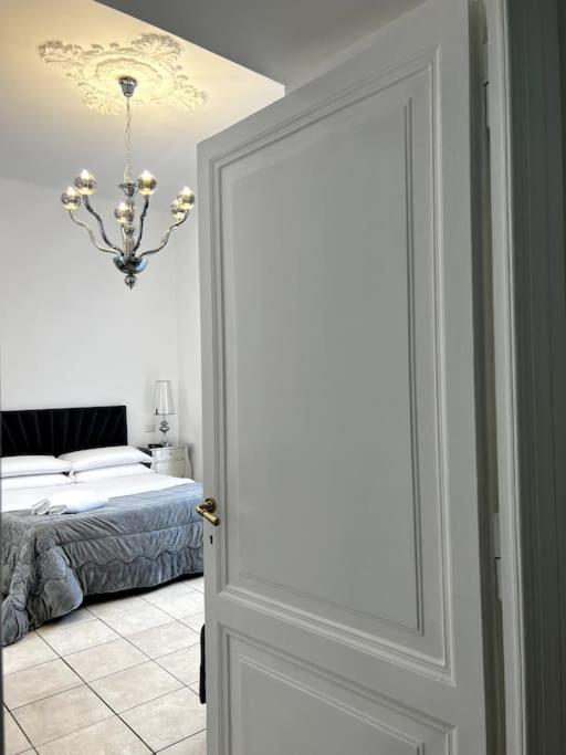 Hotel Virginia Apartaments - Stazione Termini Roma Exterior foto